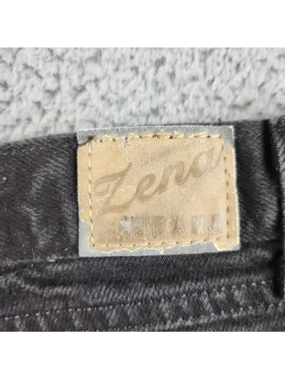 VTG Zena Jeans Size 10 Classic Y2K High Rise Straight Leg Dark Wash Cotton Denim
